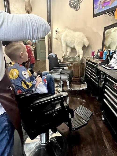 The GroomsMan Barber Shop