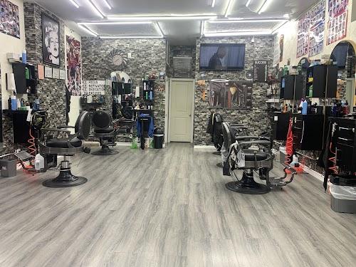 R & P CUTZ BARBER SHOP INC