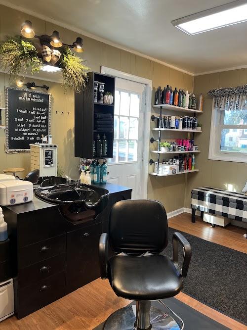 Heidi's Barbershop and Salon