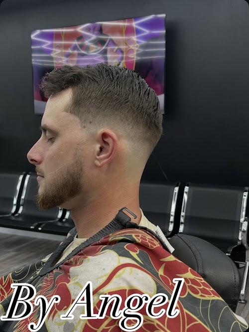 Bella Luna’s Barbershop