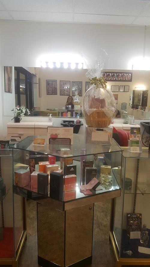 Ruth's Barber & Beauty