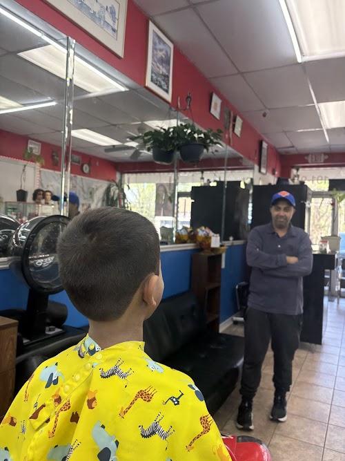 Short Cat Unisex Barber Shop