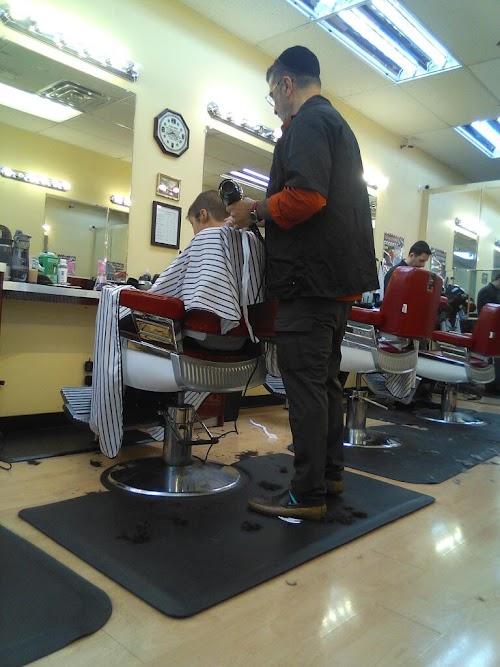 Isaac's Barber Shop in Monsey